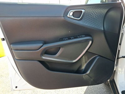 2024 Kia Soul EX