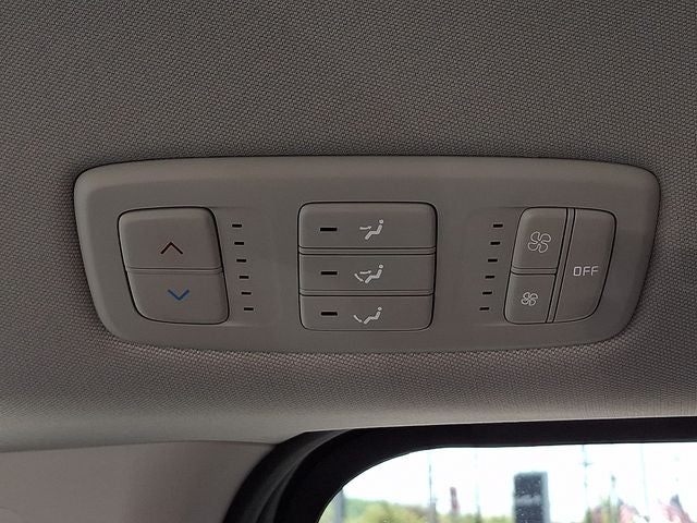 2024 Kia Carnival LX Seat Package