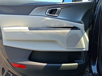 2024 Kia Carnival LX Seat Package