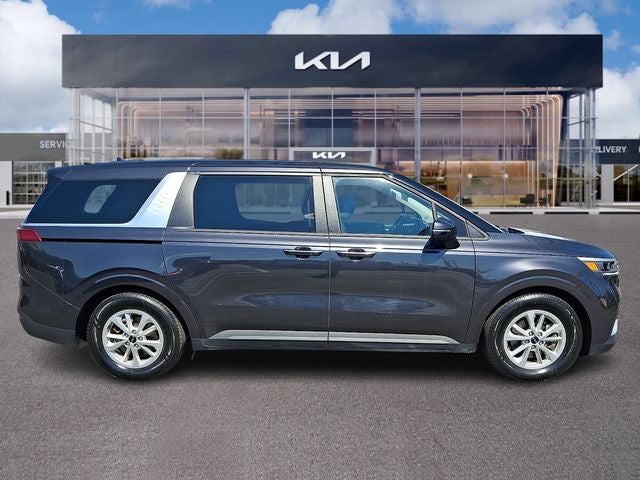 2024 Kia Carnival LX Seat Package