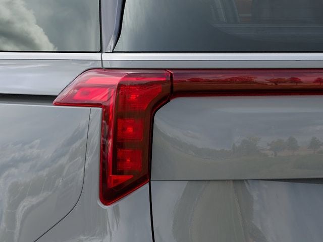 2027 Kia Carnival Base