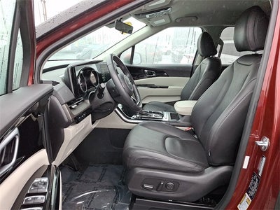 2024 Kia Carnival EX