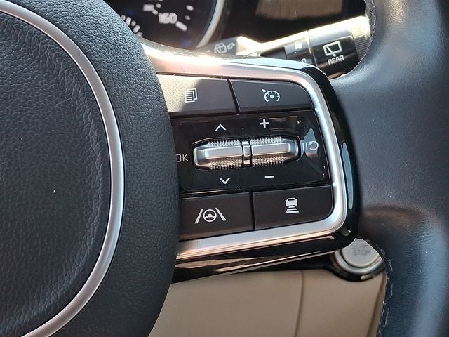2024 Kia Carnival EX