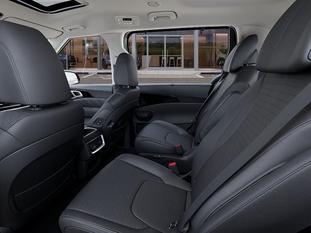2026 Kia Carnival Hybrid Base