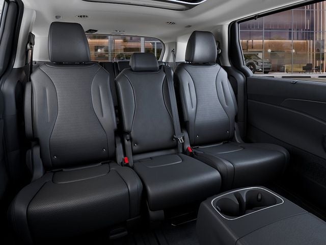 2026 Kia Carnival Hybrid Base
