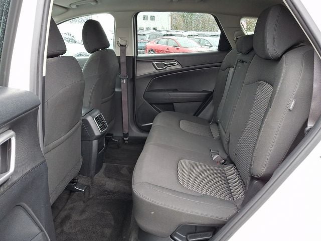 2024 Kia Sportage Hybrid LX