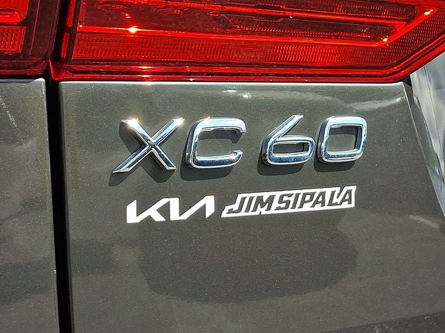 2020 Volvo XC60 T5 Momentum