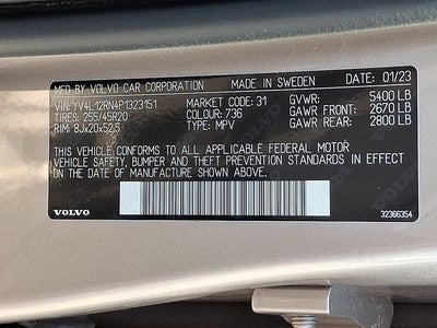 2023 Volvo XC60 B5 Plus Bright Theme
