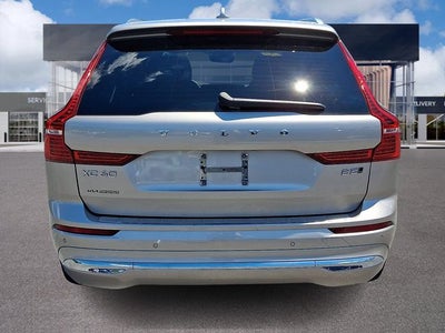 2023 Volvo XC60 B5 Plus Bright Theme